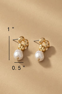 Flower and pearl drops earrings