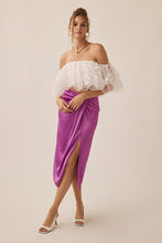 Load image into Gallery viewer, Midi Purple Skirt
