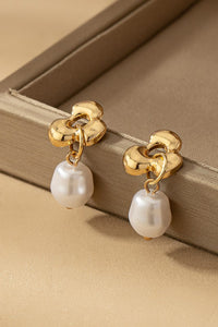 Flower and pearl drops earrings