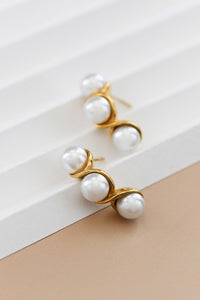 Chunky Pearl Earring