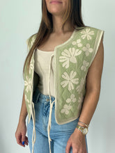 Load image into Gallery viewer, Quilted Vest
